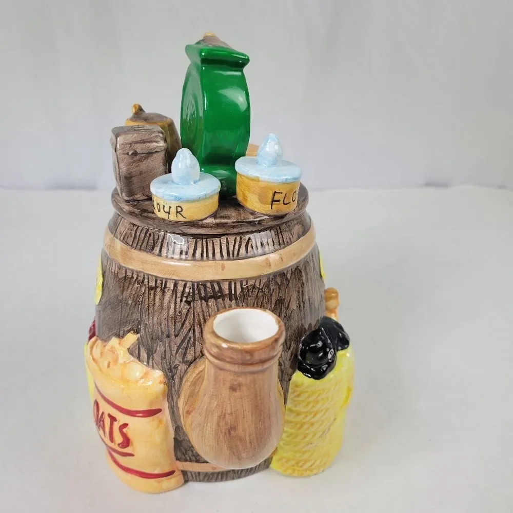 Cardinal General Store Teapot - Picture 2 of 10